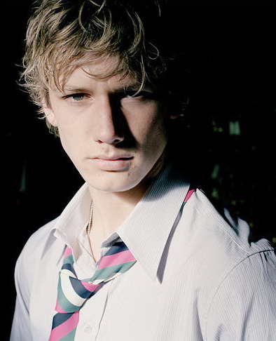 Alex Pettyfer 8 Loading...
