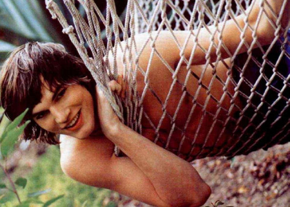 Ashton Kutcher 30 Loading...