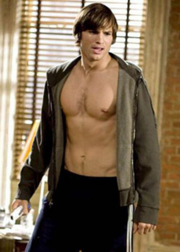 Ashton Kutcher 58 Loading...