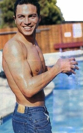 Benjamin Bratt 3 Loading...