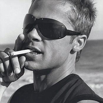 Brad Pitt 30 Loading...