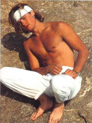 Brad Pitt 6 Loading...