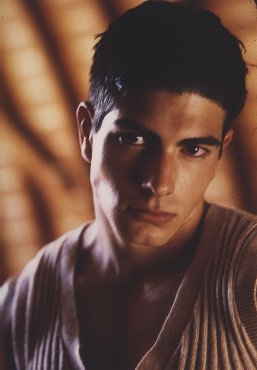 Brandon Routh 4 Loading...