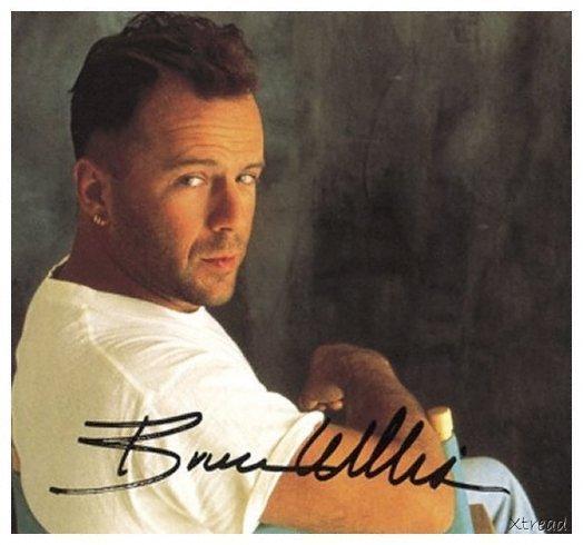 Bruce Willis 4 Loading...