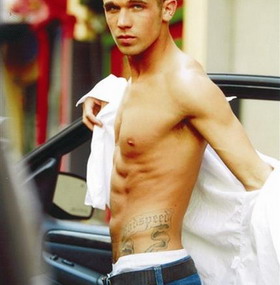 Cam Gigandet nude