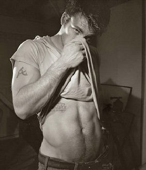 Chris Evans 9 Loading...