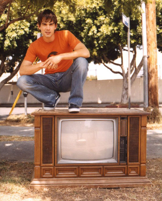 Christopher Gorham 3 Loading...
