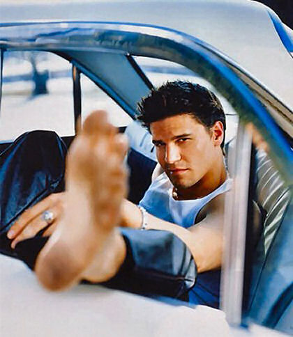 David Boreanaz 10 Loading...