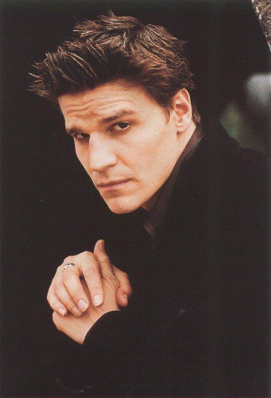 David Boreanaz 19 Loading...