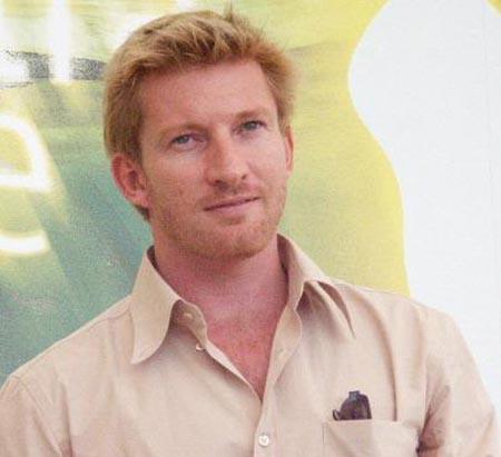 David Wenham 7 Loading...