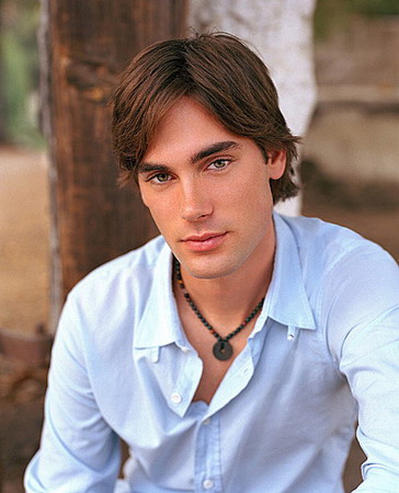 Drew Fuller 3 Loading...