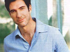 Dylan McDermott nude