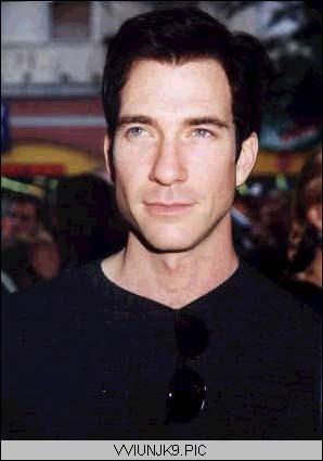 Dylan McDermott 10 Loading...