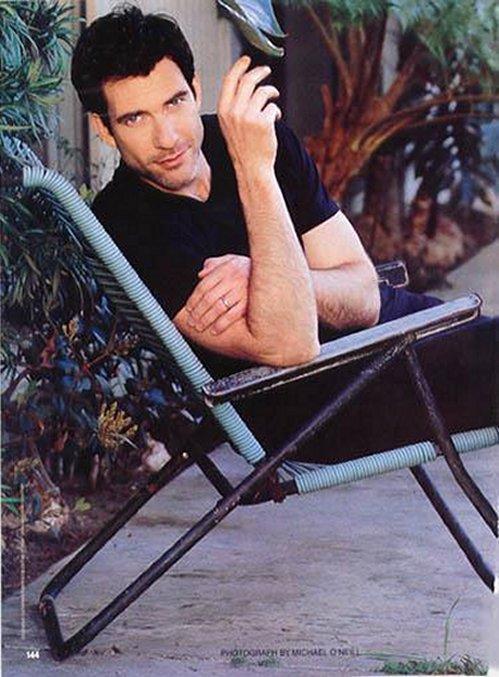 Dylan McDermott 2 Loading...