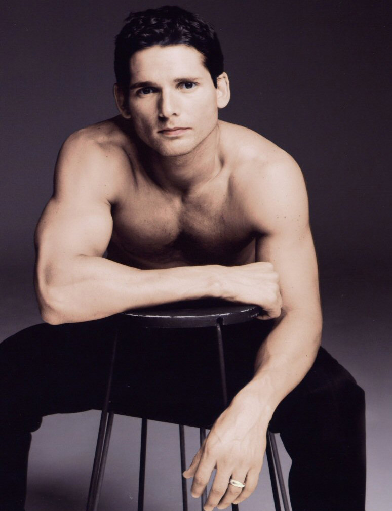 Eric Bana 32 Loading...