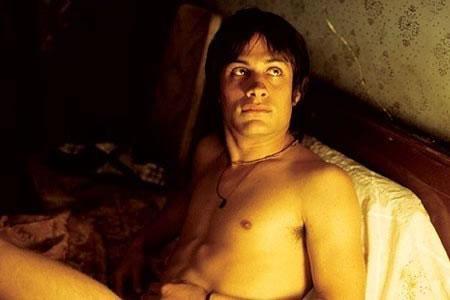 Gael Garcia Bernal 3 Loading...