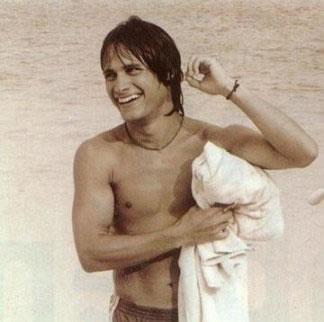 Gael Garcia Bernal 6 Loading...