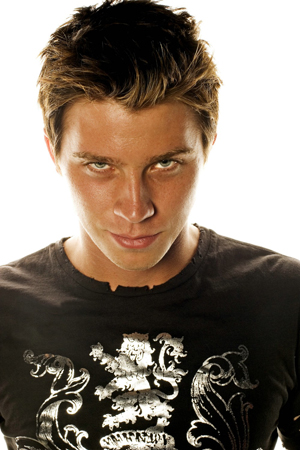 Garrett Hedlund 14 Loading...
