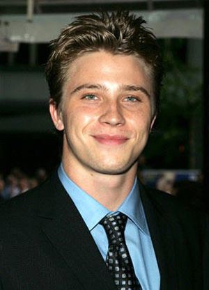 Garrett Hedlund 9 Loading...