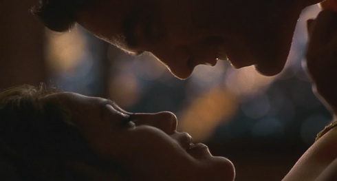 Download HD movie clips.
