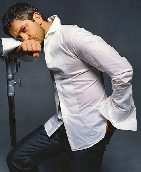 Gerard Butler 22 Loading...