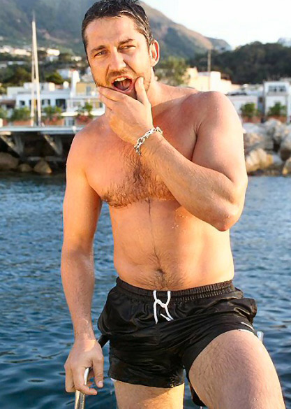 Gerard Butler 30 Loading...