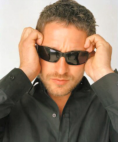 Gerard Butler 8 Loading...