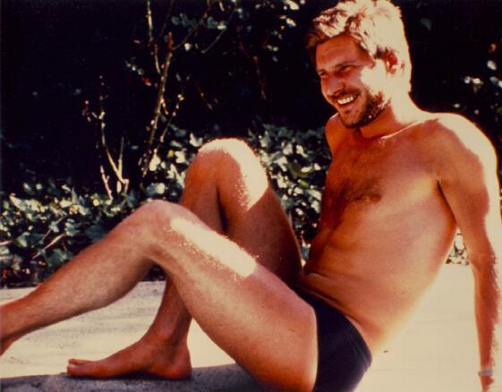 Harrison Ford 2 Loading...