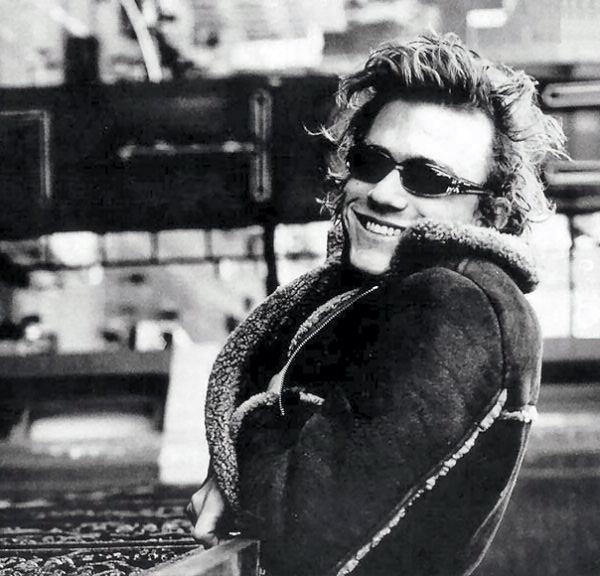 Heath Ledger 13 Loading...