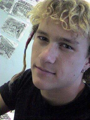 Heath Ledger 35 Loading...