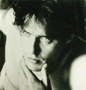 Hugh Grant 19 Loading...
