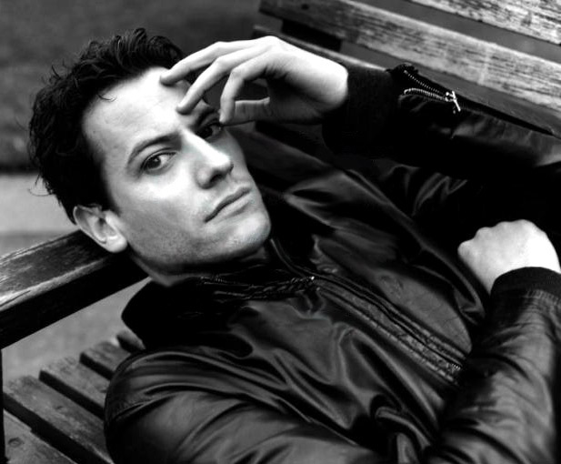 Ioan Gruffudd 9 Loading...