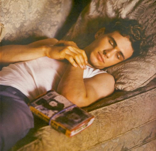 James Franco
 4 Loading...