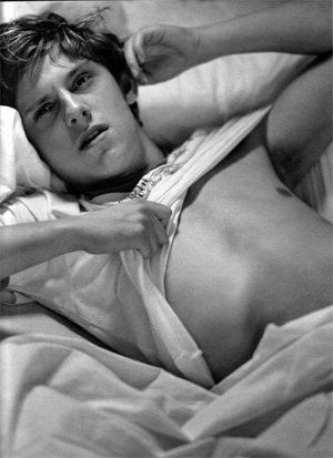 Jamie Bell shirtless