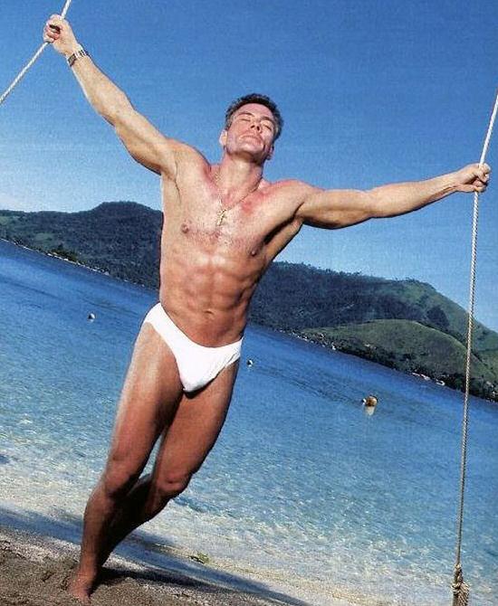 Jean Claude Van Damme 20 Loading...