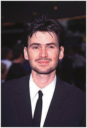 Jeremy Davies 1 Loading...
