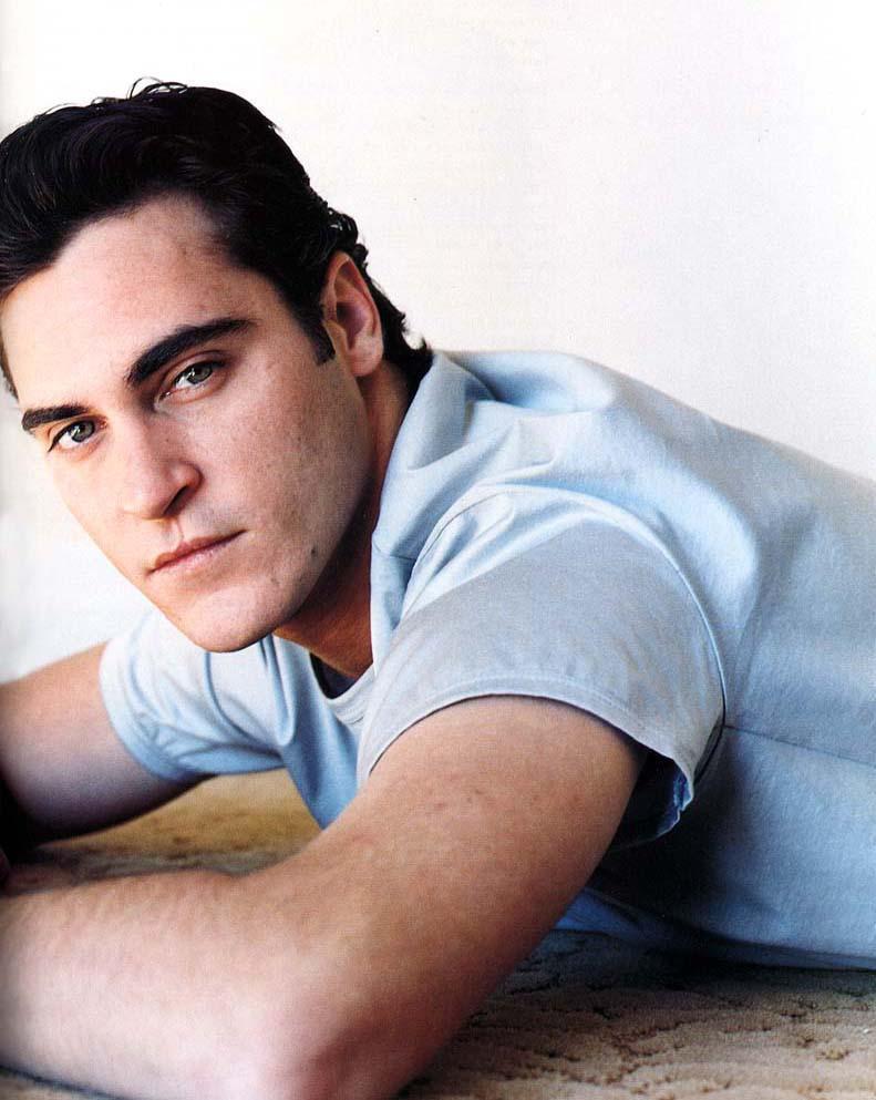 Joaquin Phoenix 5 Loading...