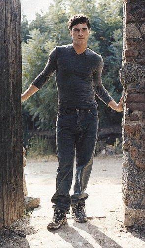 Joaquin Phoenix 9 Loading...