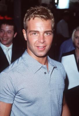 Joey Lawrence 28 Loading...