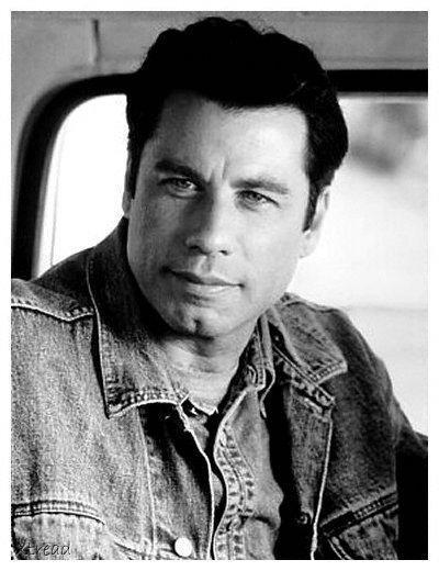 John Travolta 3 Loading...