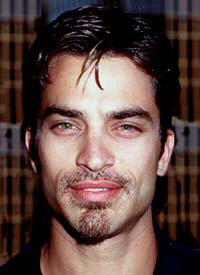 Johnathon Schaech 19 Loading...