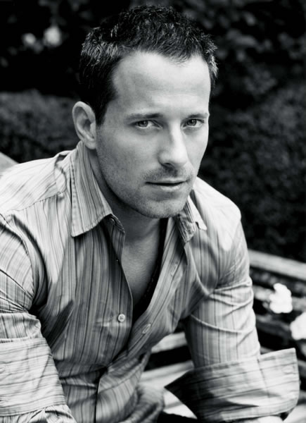 Johnny Messner 4 Loading...