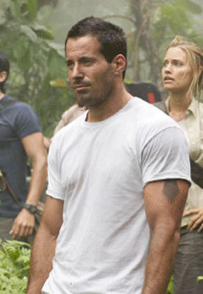 Johnny Messner 6 Loading...