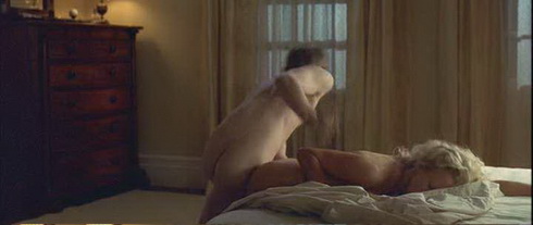 Download exclusive movie clips.