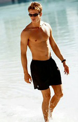 Josh Duhamel 21 Loading...