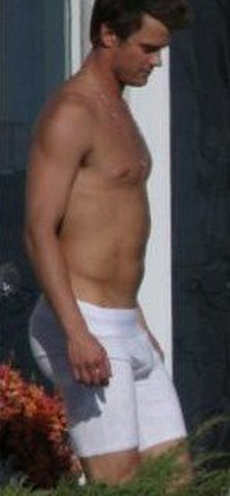 Josh Duhamel 27 Loading...