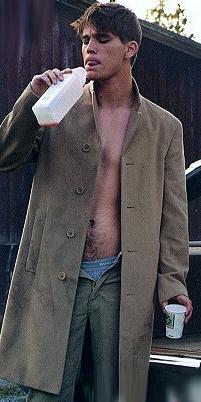 Josh Hartnett 16 Loading...