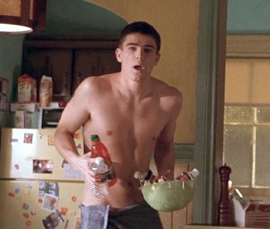 Josh Hartnett 18 Loading...