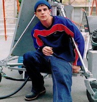Josh Hartnett 35 Loading...