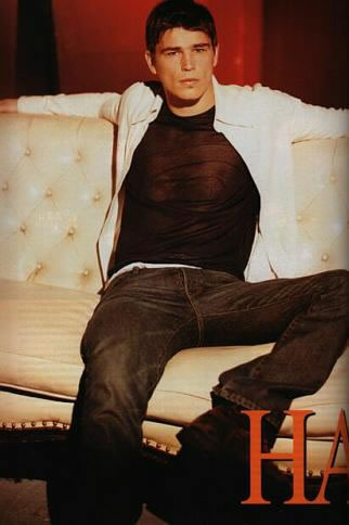 Josh Hartnett 4 Loading...